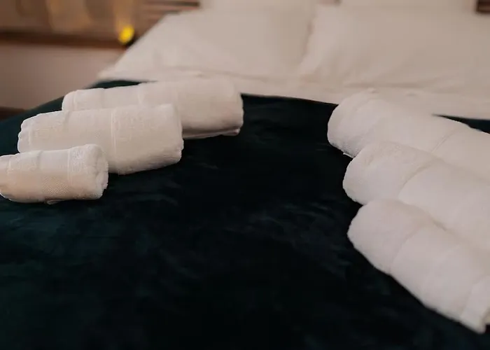 L'eden, Maison Atypique Hébergement de vacances Nancy