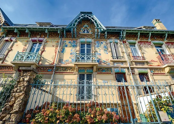 L'eden, Maison Atypique Hébergement de vacances